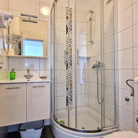 بيت ضيافة Katarina بيتريتْشاني