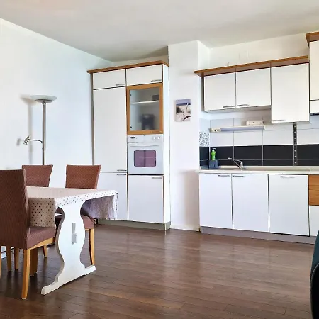 Katarina بيت ضيافة