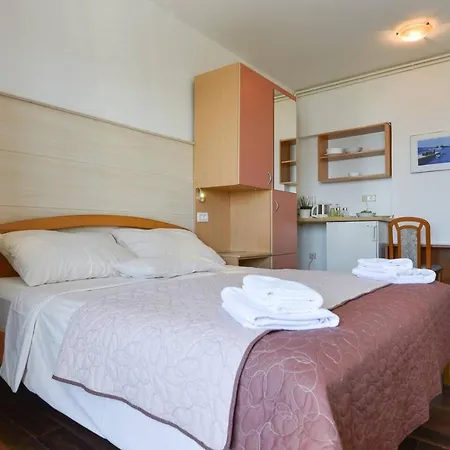 Guest house Katarina 3*
