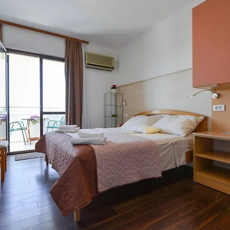 Katarina Guest house Petrcane