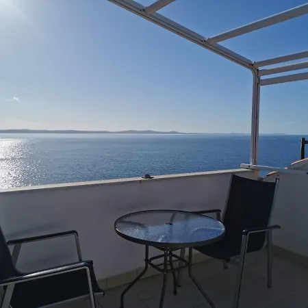 Casa de hóspedes Katarina 3*