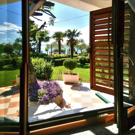 Katarina Guest house