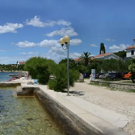 Katarina Guest house 3*