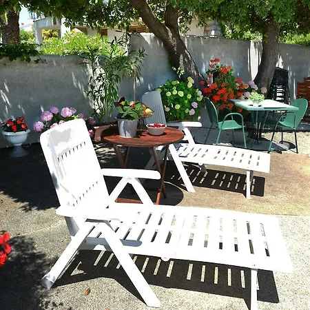 Katarina Casa de hóspedes Petrcane